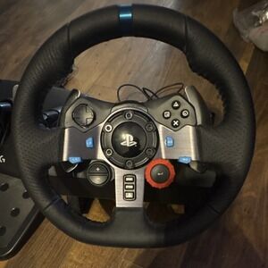 Logitech G29 Racing Wheel and Pedals for PlayStation 4, PlayStation 3, and PC